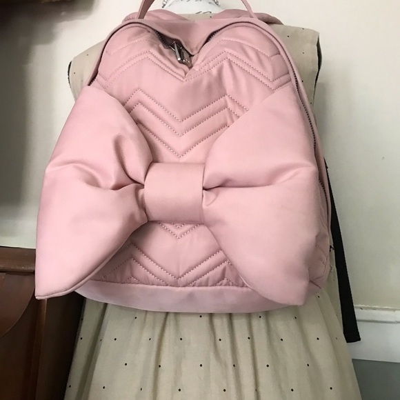 💋Betsy Johnson Pink Bow Backpack‼️FINAL SALE - Picture 1 of 10